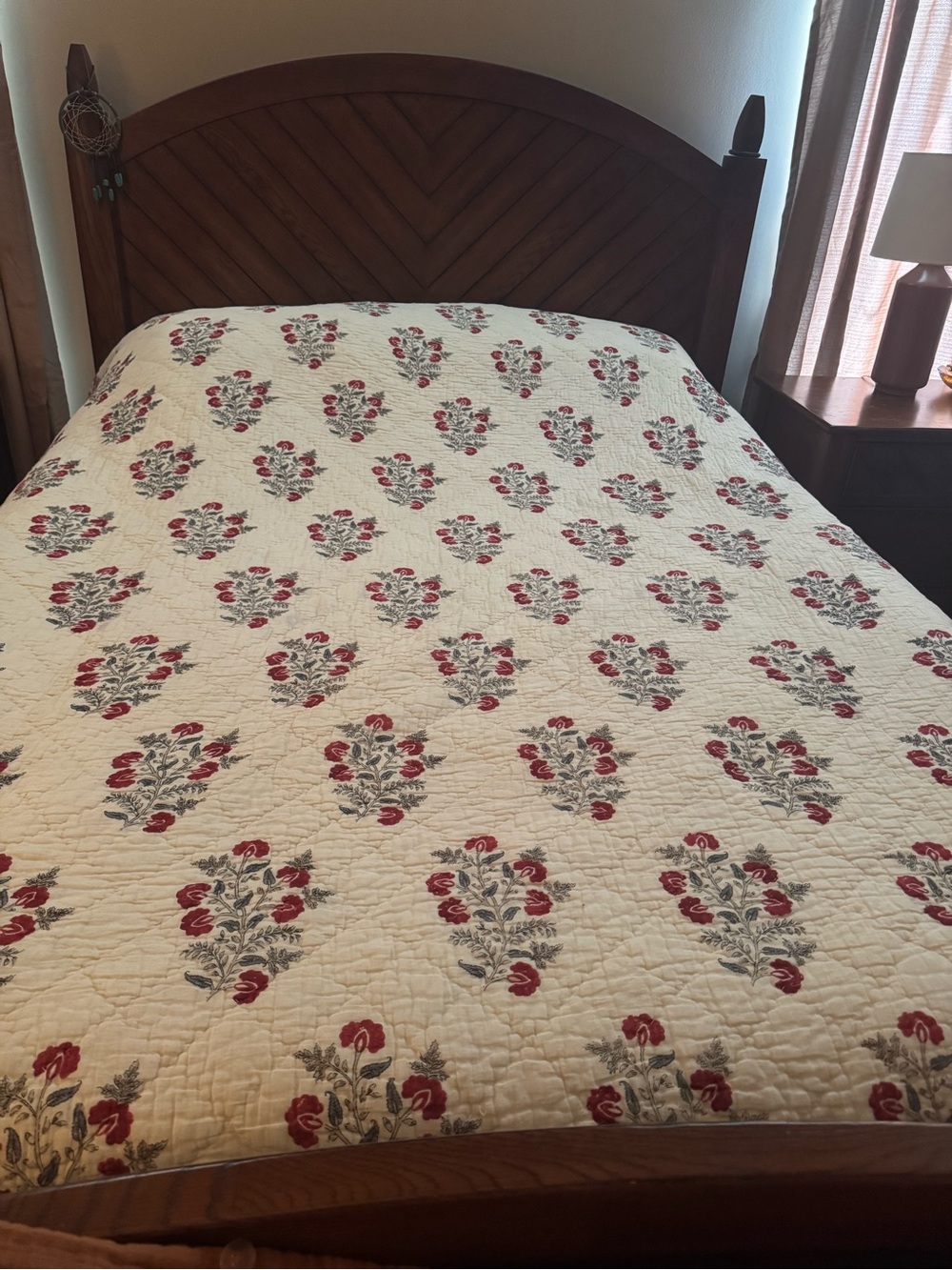 Pottery Barn King Red and Cream Floral Quilted Bedspread Set - Zarina - Picture 4 of 15